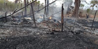 Konflik Masyarakat Adat Pubabu Berlanjut, rumah-rumah pun dibakar Konflik Masyarakat Adat Pubabu Berlanjut, rumah-rumah pun dibakar